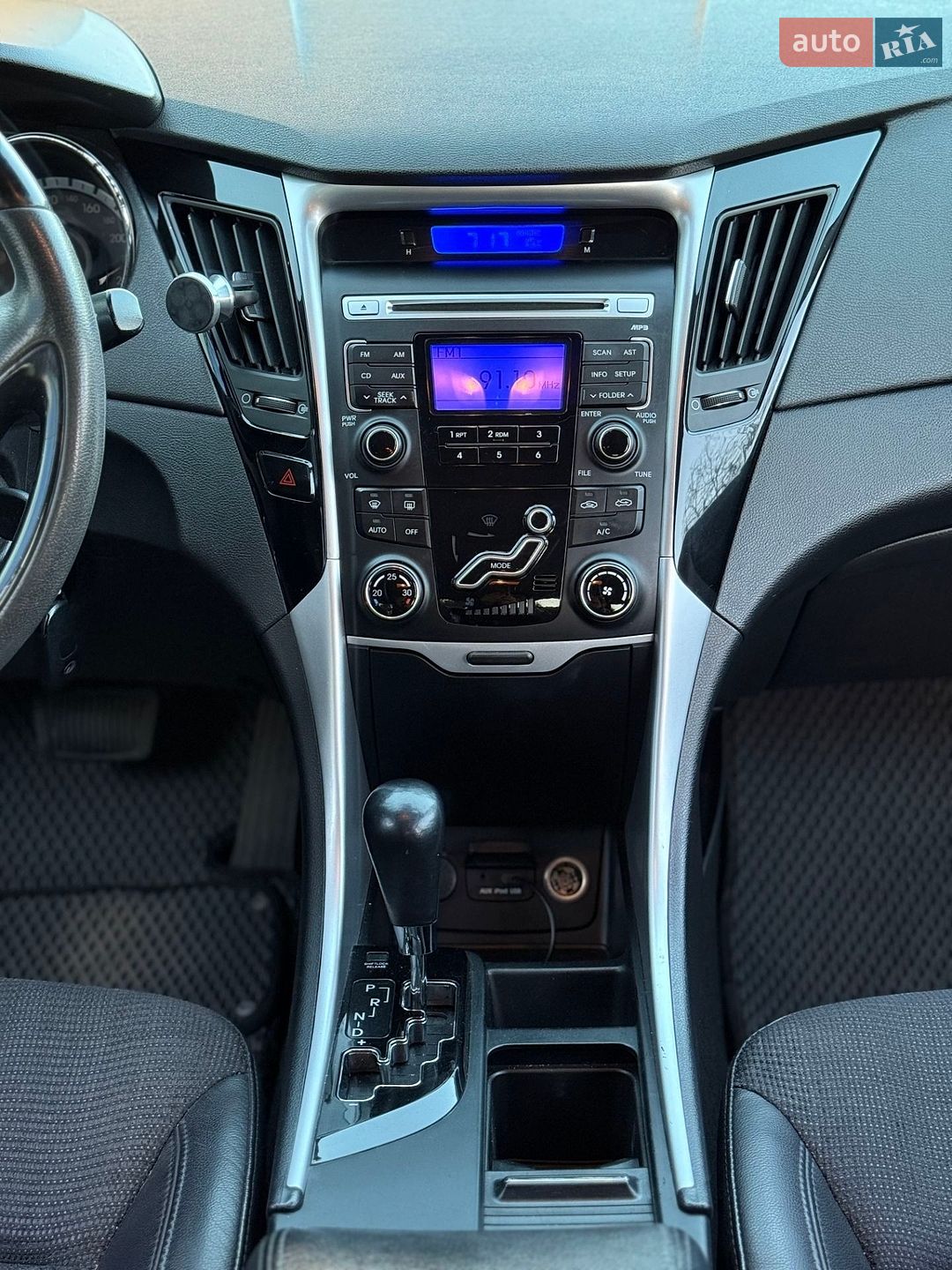 Hyundai Sonata 2012 VIN KMHEC41BBCA450210 фото оголошення 9 з 22