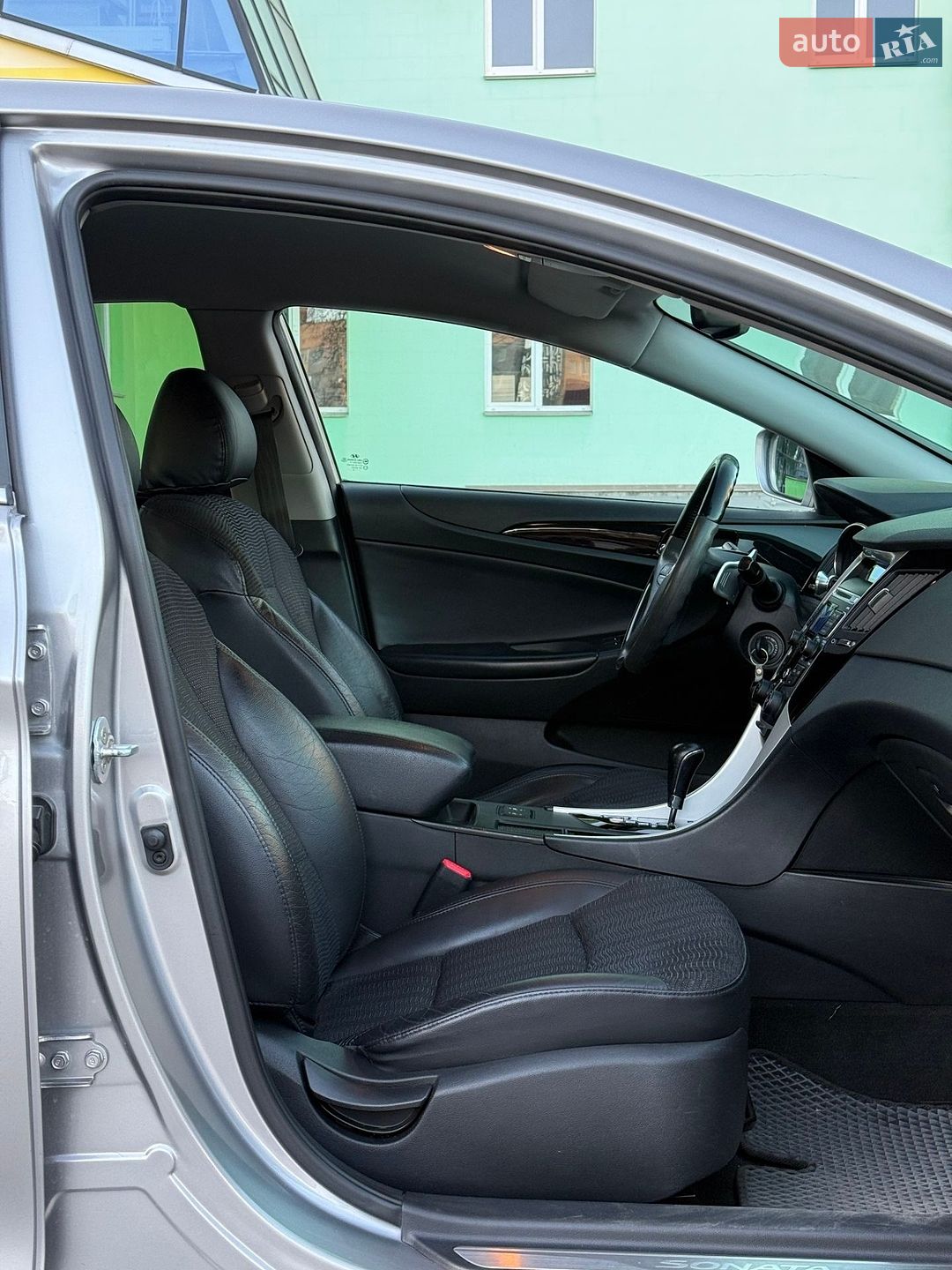 Hyundai Sonata 2012 VIN KMHEC41BBCA450210 фото оголошення 14 з 22