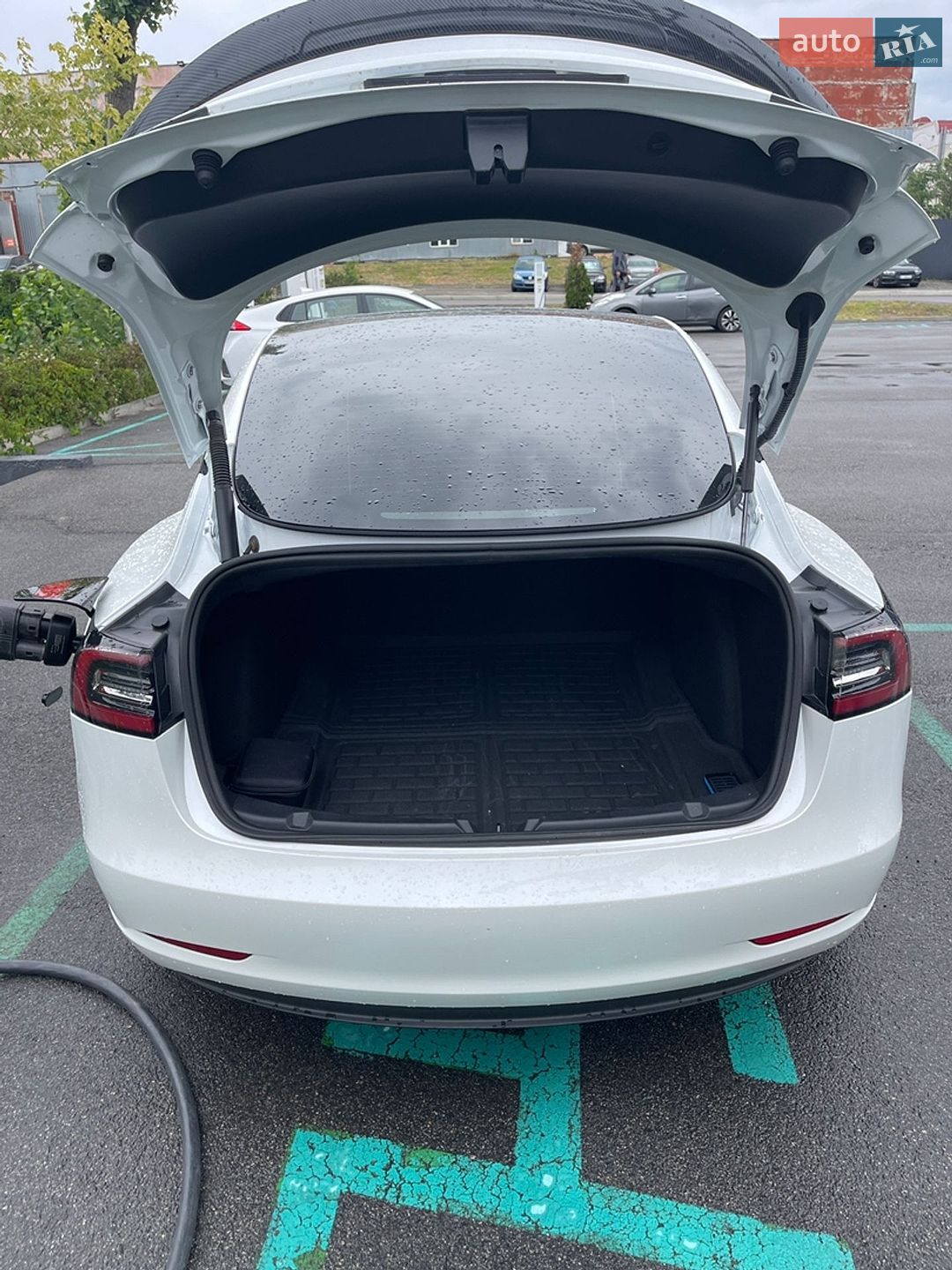 Tesla Model 3 2023 VIN 5YJ3E1EA0PF500354 фото оголошення 8 з 8