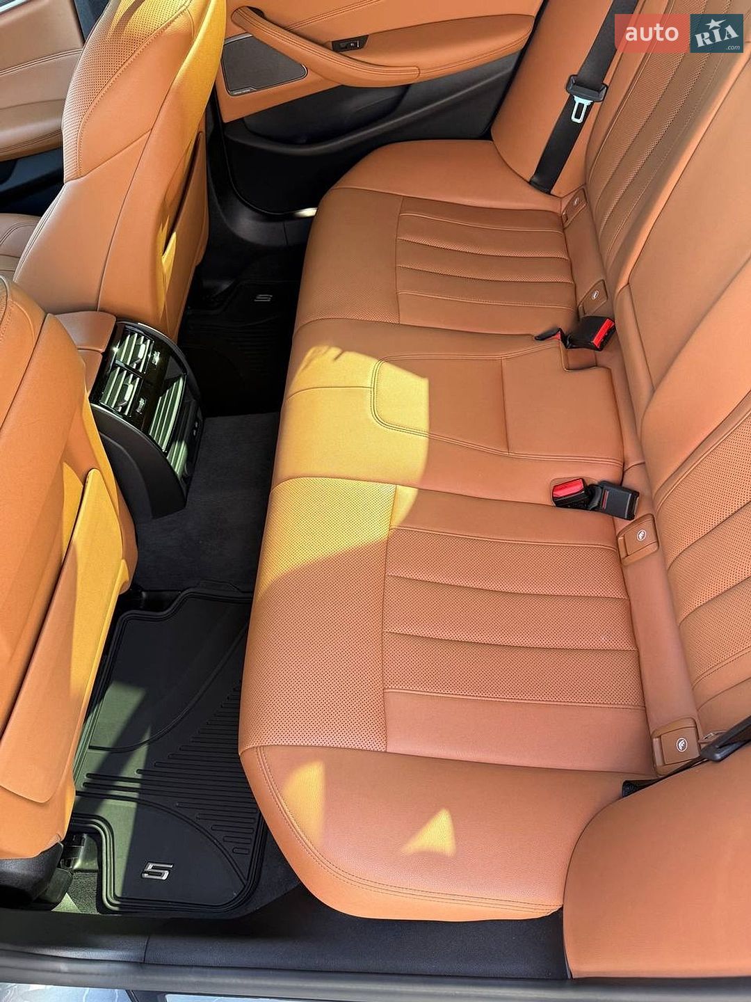 BMW 5 Series 2020 VIN WBA73BJ0XMWX04769 фото оголошення 13 з 20