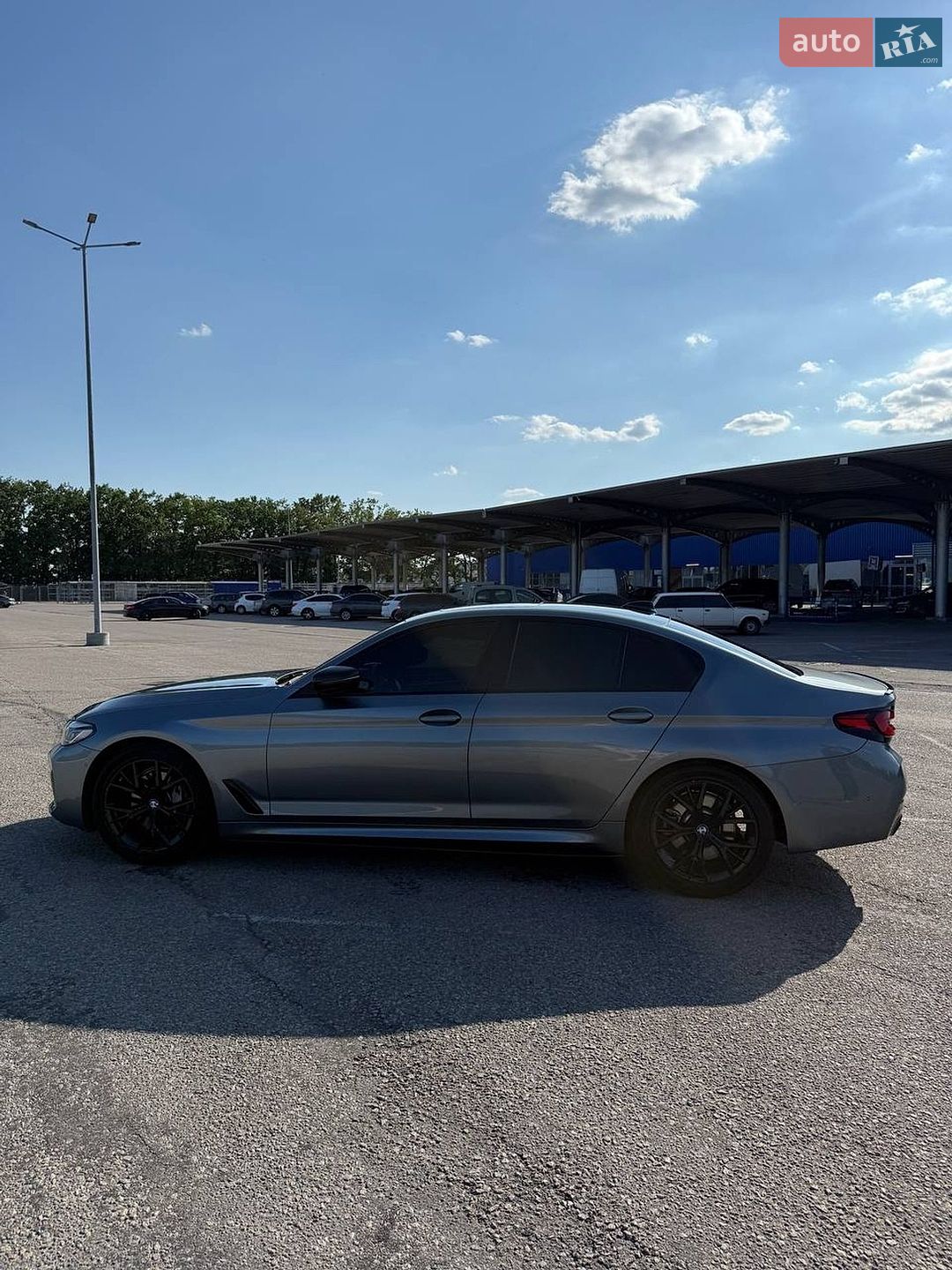 BMW 5 Series 2020 VIN WBA73BJ0XMWX04769 фото оголошення 4 з 20