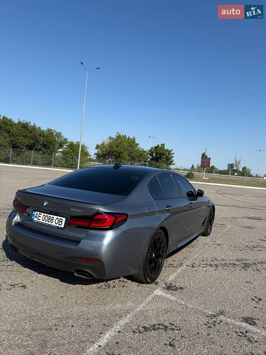 BMW 5 Series 2020 VIN WBA73BJ0XMWX04769 фото оголошення 7 з 20