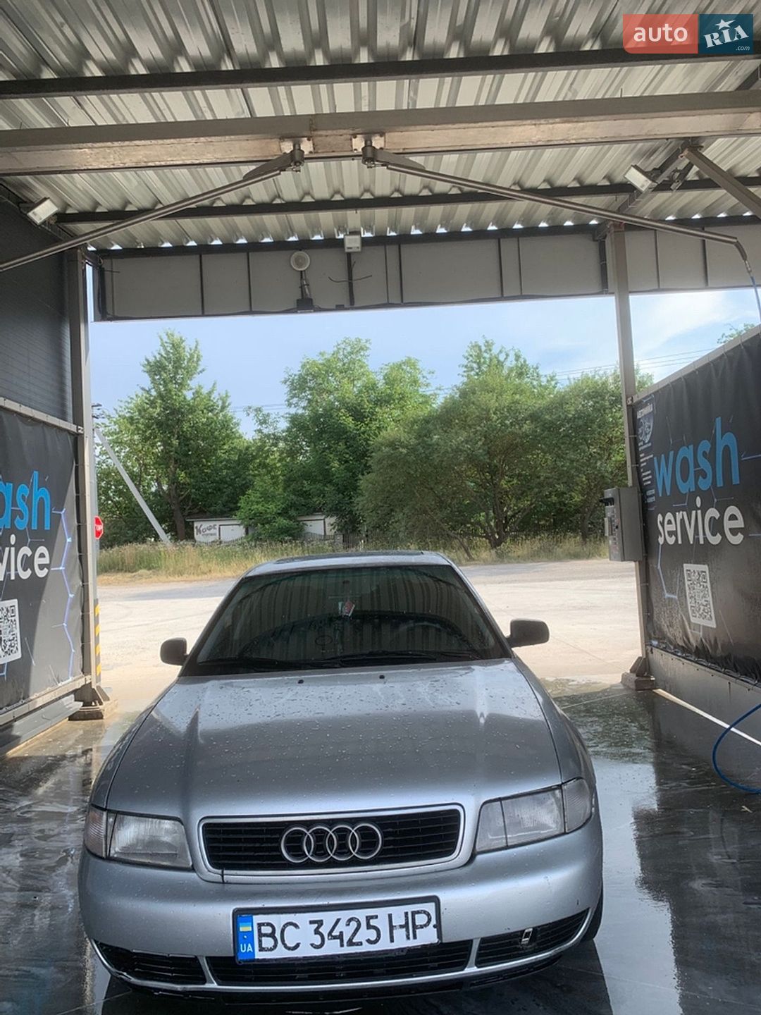 Audi A4 1995 VIN WAUZZZ8DZSA028252 фото оголошення 2 з 11