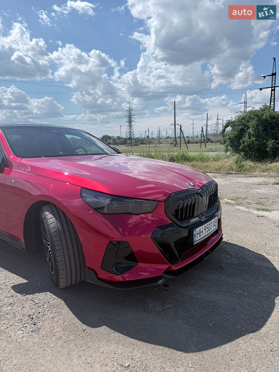 BMW 5 Series 2024 VIN WBA21FL050CS84953 фото оголошення 3 з 7