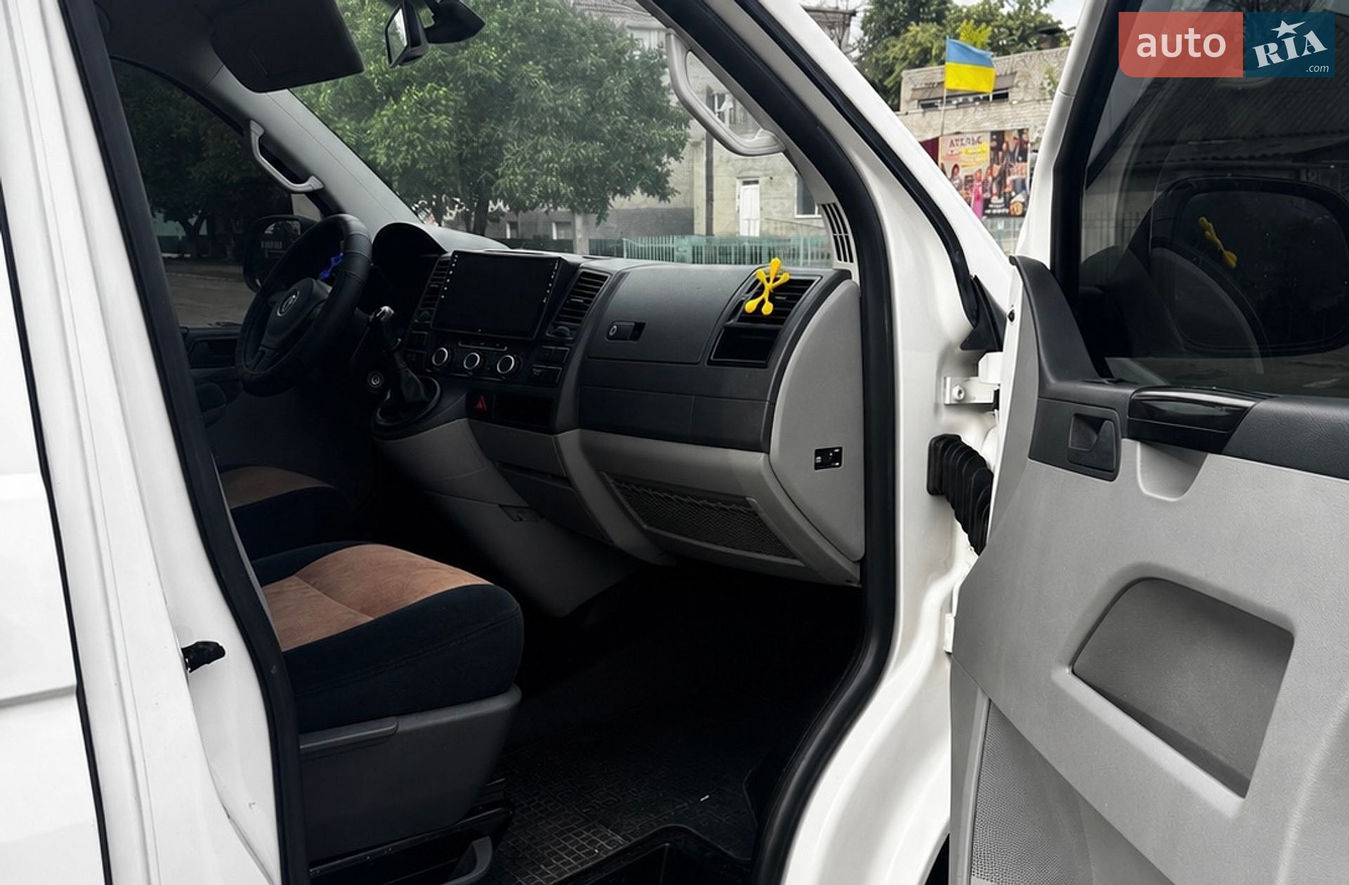 Volkswagen Transporter 2010 VIN WV1ZZZ7HZAH257262 фото оголошення 21 з 22