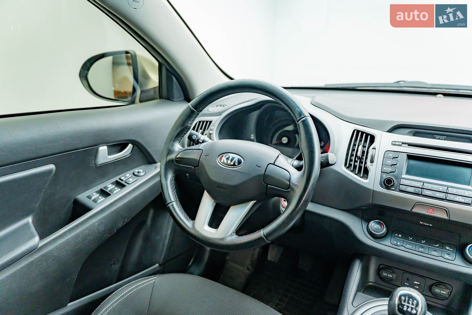 Kia Sportage 2015 VIN U5YPB815AFL766711 фото оголошення 12 з 19