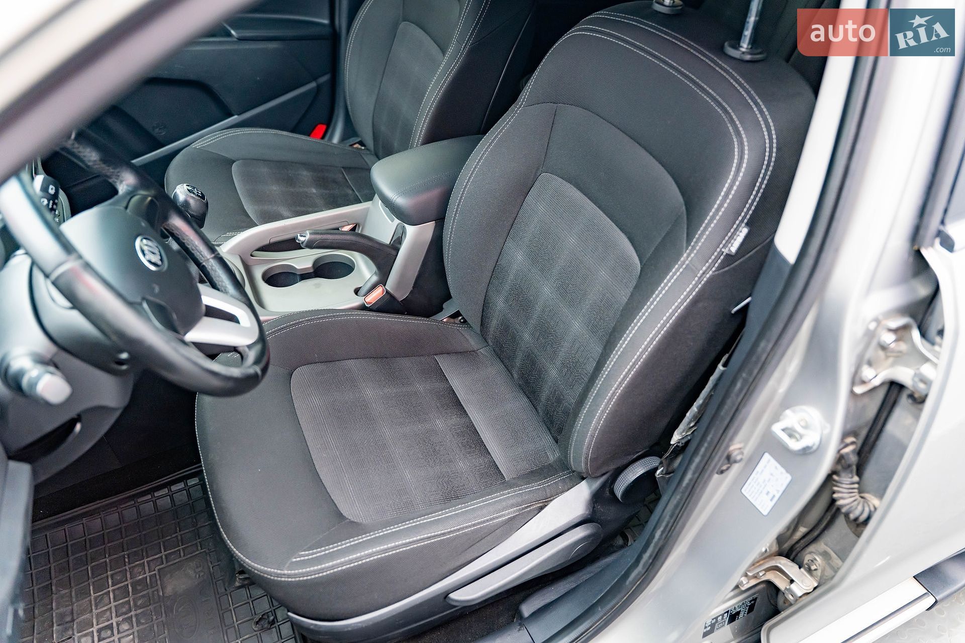 Kia Sportage 2015 VIN U5YPB815AFL766711 фото оголошення 9 з 19