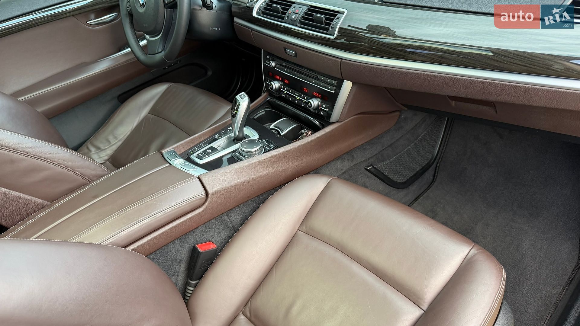 BMW 5 Series GT 2014 VIN WBA5N2105FD498034 фото оголошення 30 з 54