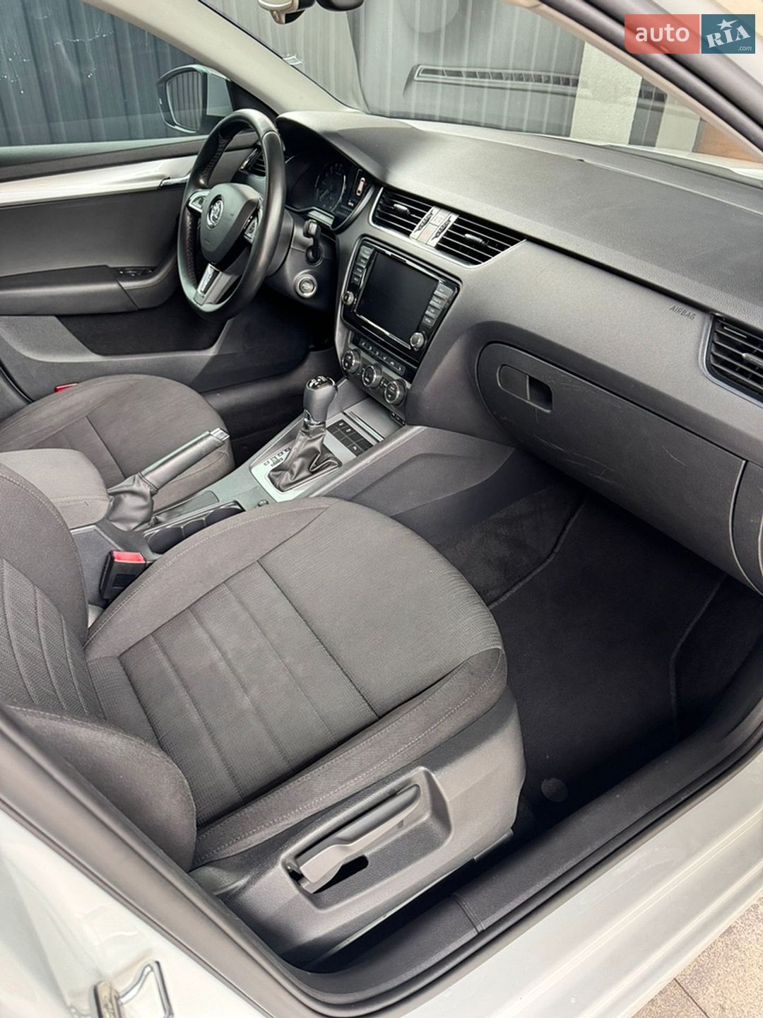 Skoda Octavia 2015 VIN TMBLK7NE5G0089143 фото оголошення 22 з 43