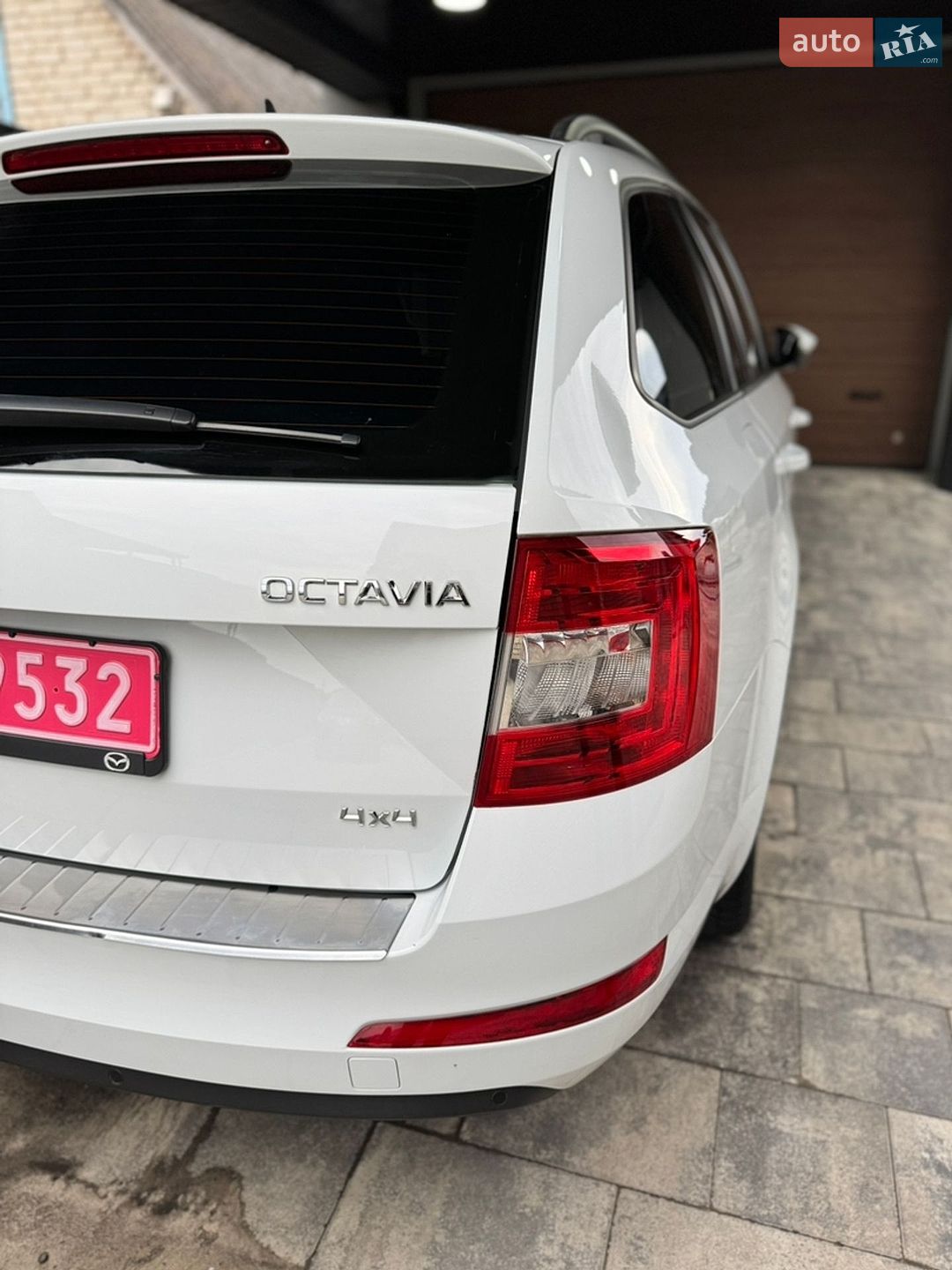 Skoda Octavia 2015 VIN TMBLK7NE5G0089143 фото оголошення 10 з 43
