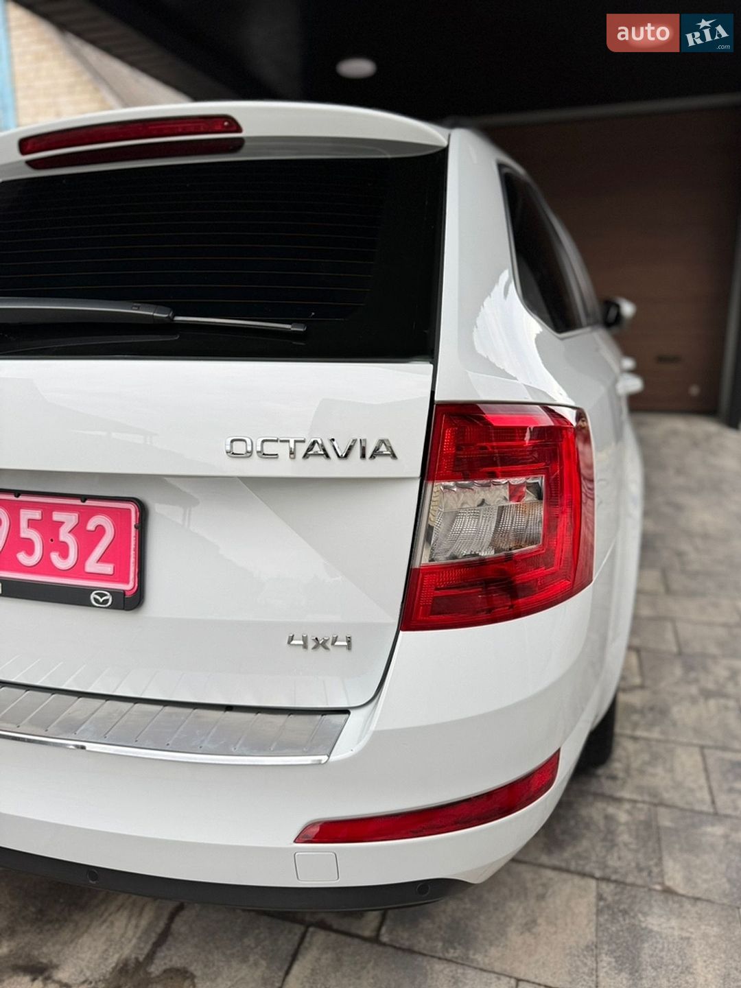 Skoda Octavia 2015 VIN TMBLK7NE5G0089143 фото оголошення 12 з 43