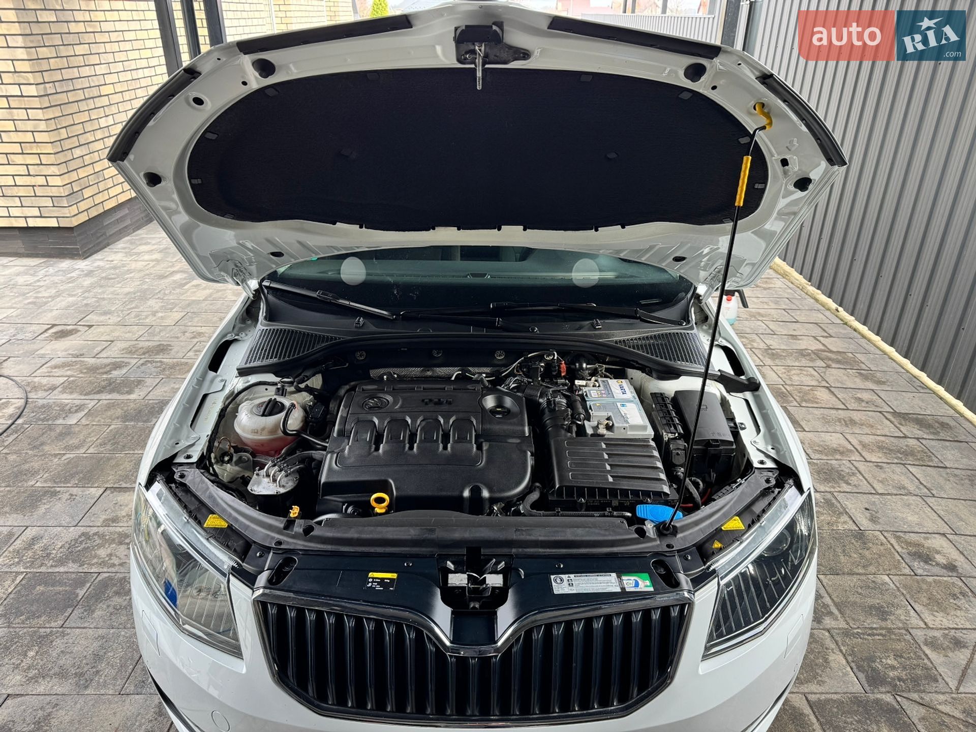 Skoda Octavia 2015 VIN TMBLK7NE5G0089143 фото оголошення 43 з 43