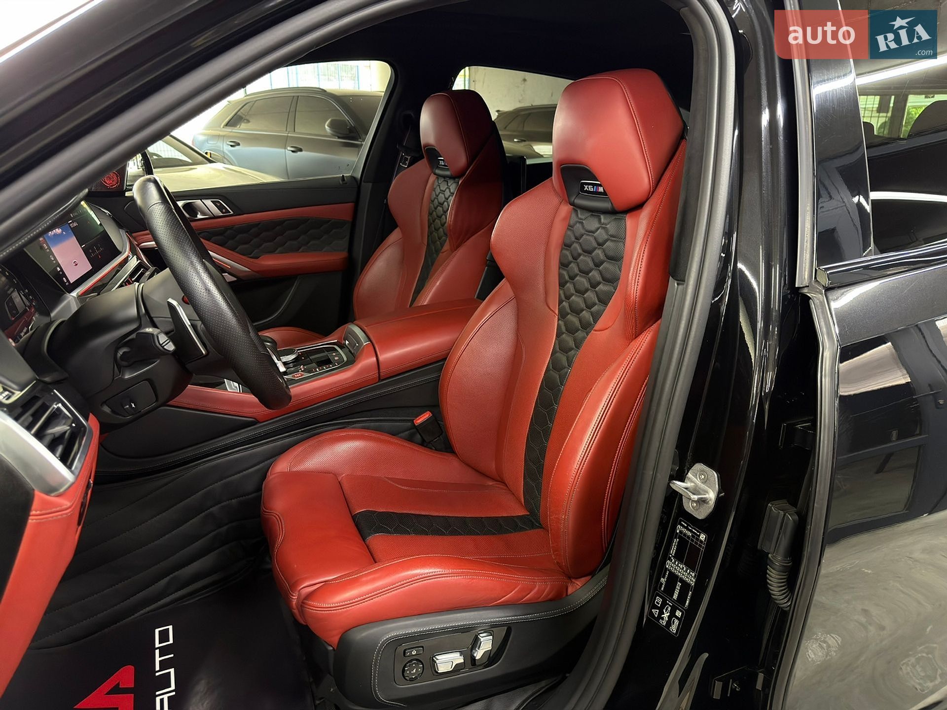 BMW X6 M 2020 VIN WBSCY010X09D52644 фото оголошення 20 з 31