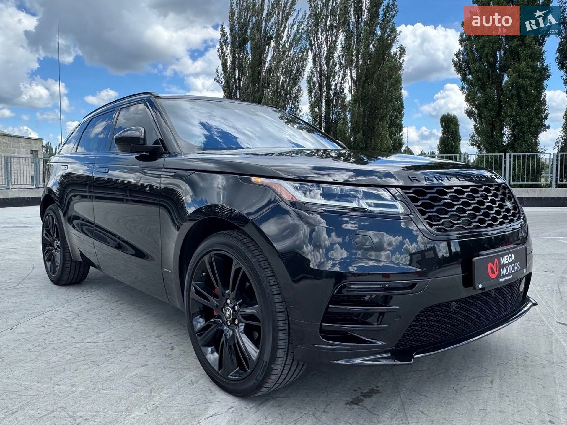 Land Rover Range Rover Velar 2018 VIN SALYL2EX7KA202044 фото оголошення 2 з 16
