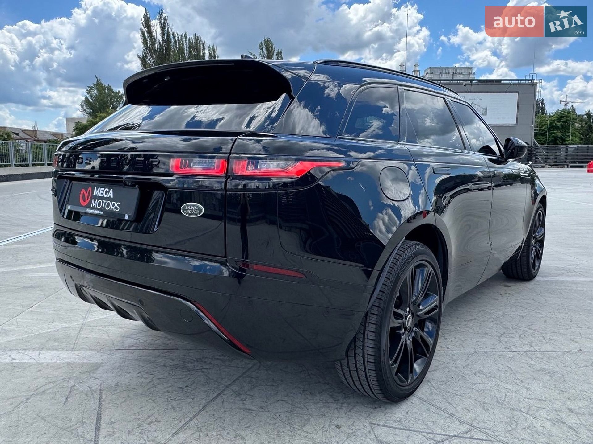 Land Rover Range Rover Velar 2018 VIN SALYL2EX7KA202044 фото оголошення 6 з 16