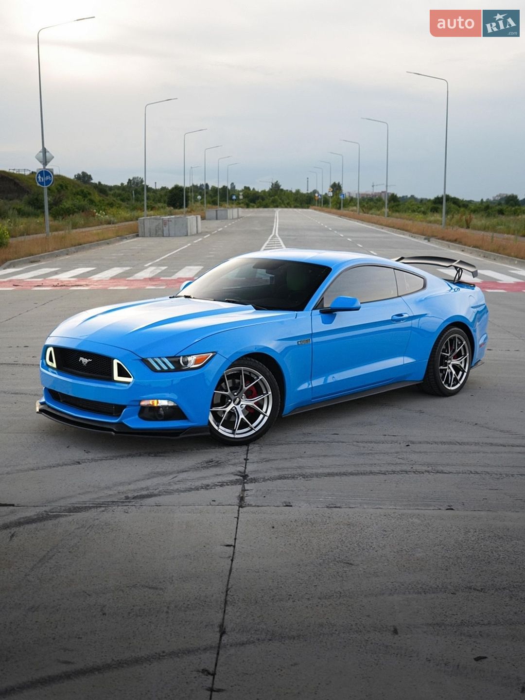 Ford Mustang 2017 VIN 1FA6P8TH8H5305580 фото оголошення 25 з 43