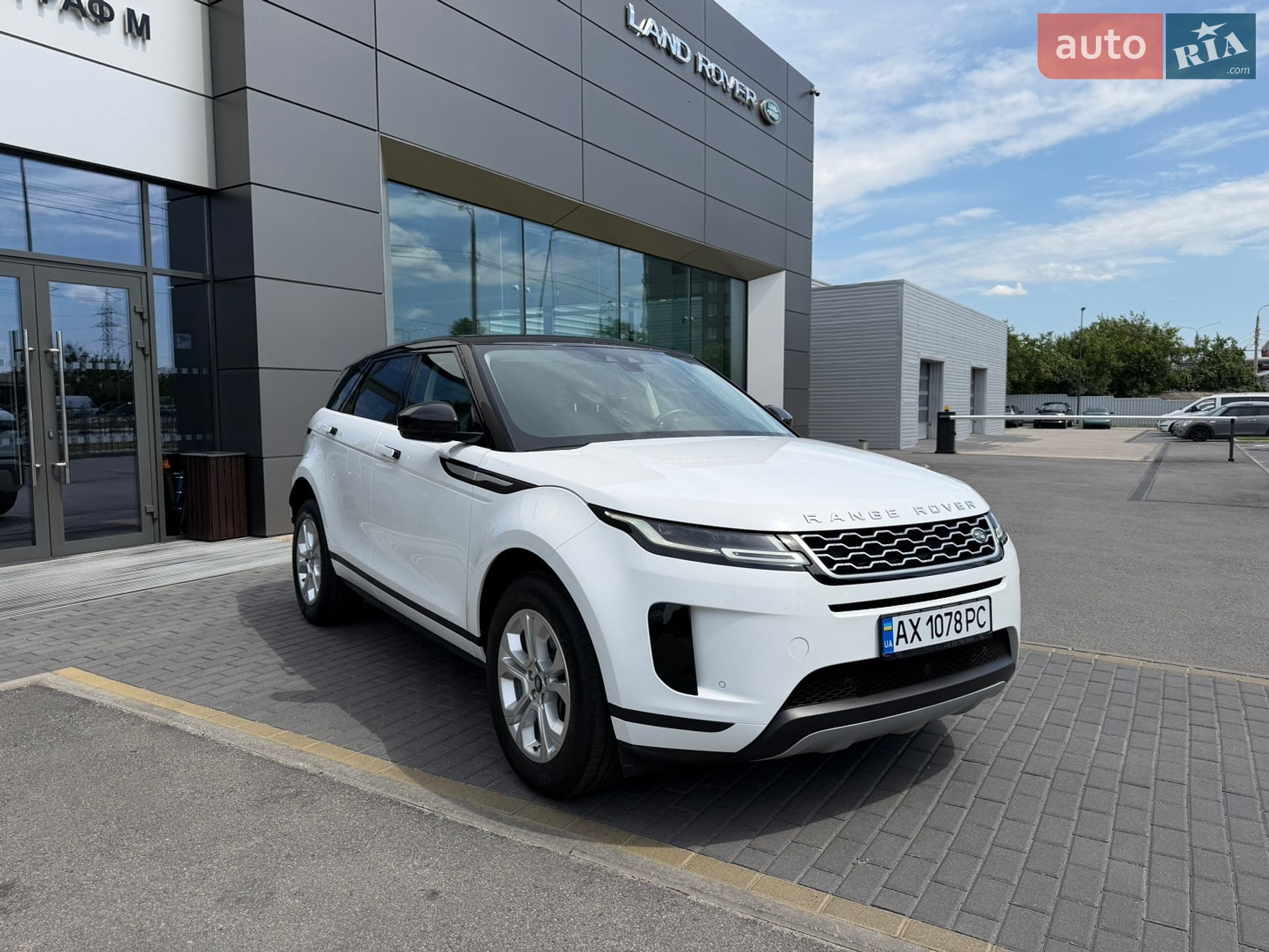 Land Rover Range Rover Evoque 2019 VIN SALZA2BN9LH049303 фото оголошення 3 з 36