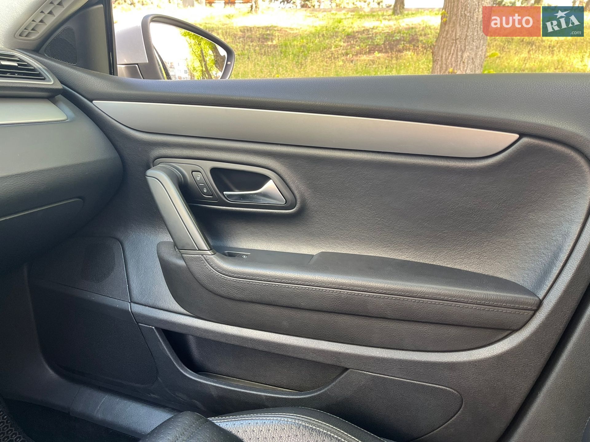 Volkswagen CC / Passat CC 2011 VIN WVWNN7AN9CE541114 фото оголошення 20 з 37