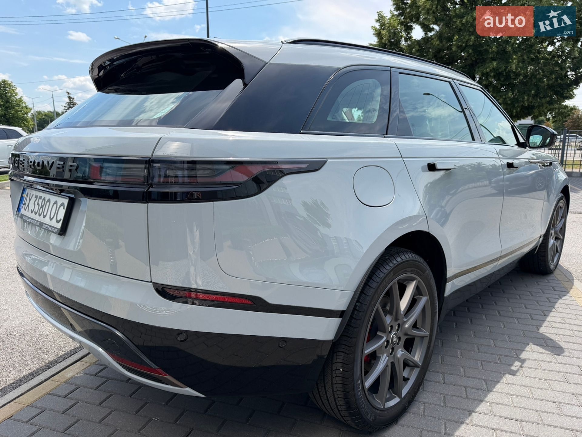Land Rover Range Rover Velar 2024 VIN SALYA2BN7SA393361 фото оголошення 12 з 35