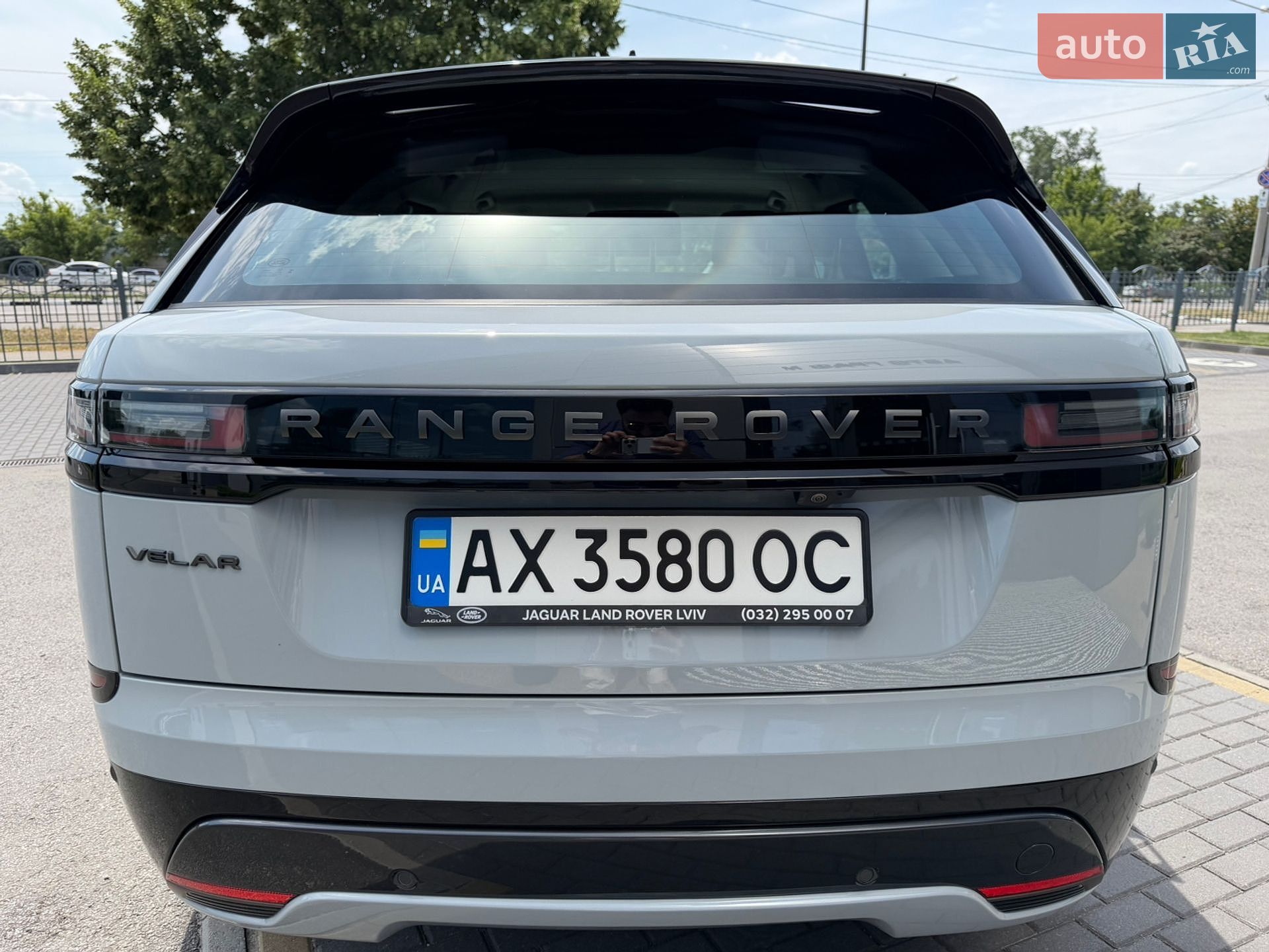 Land Rover Range Rover Velar 2024 VIN SALYA2BN7SA393361 фото оголошення 13 з 35