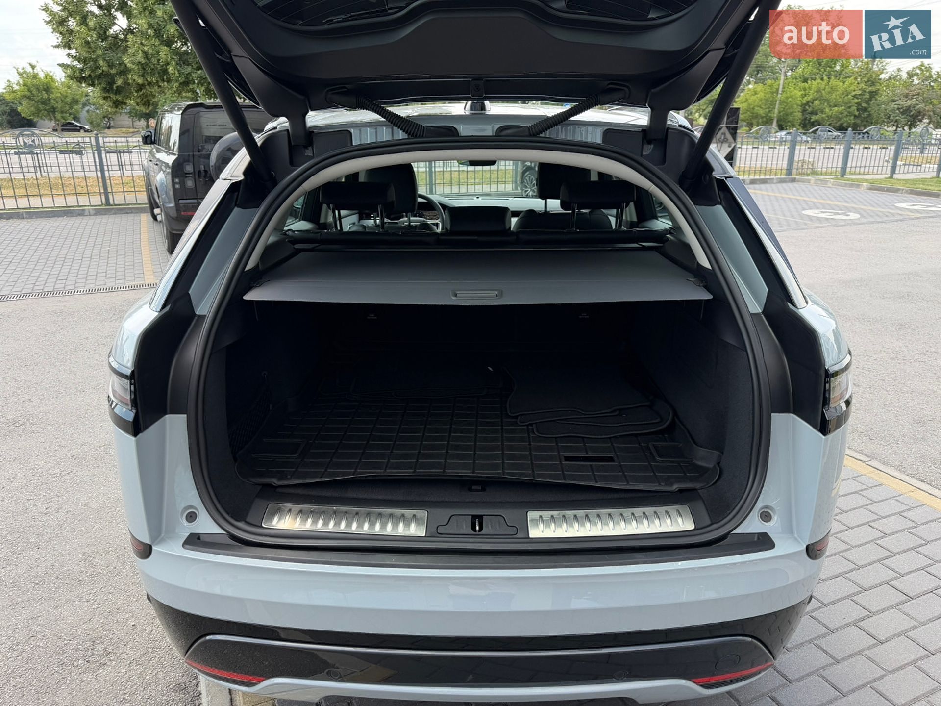 Land Rover Range Rover Velar 2024 VIN SALYA2BN7SA393361 фото оголошення 28 з 35