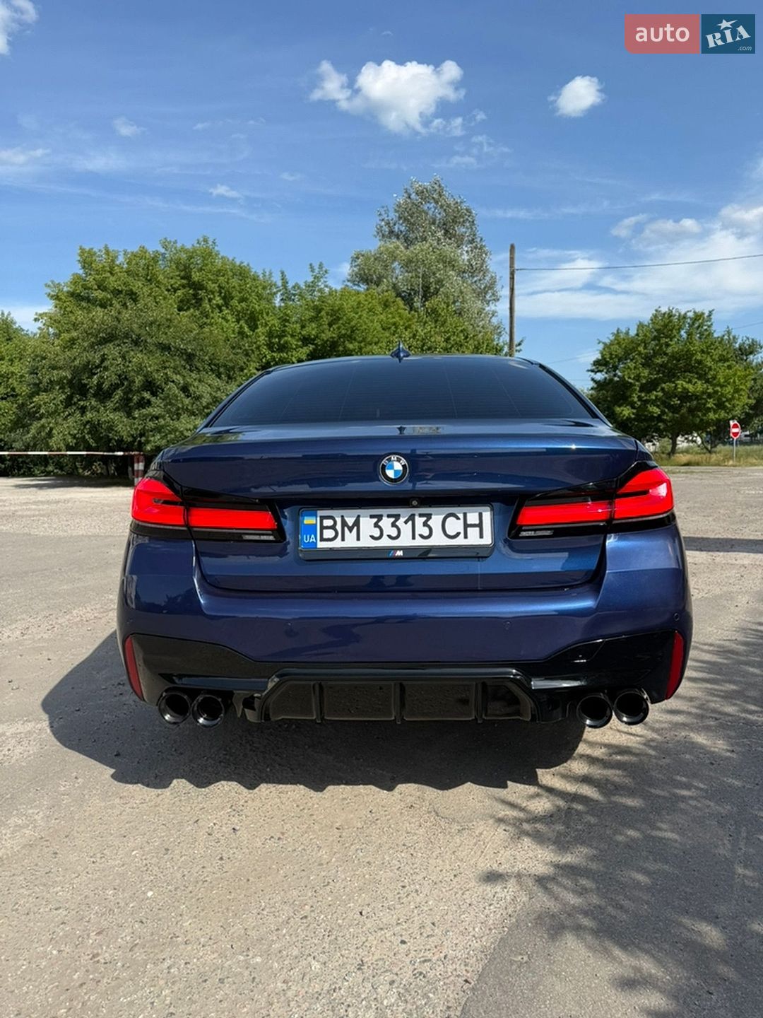 BMW 5 Series 2019 VIN WBAJA9C52KB398782 фото оголошення 10 з 11