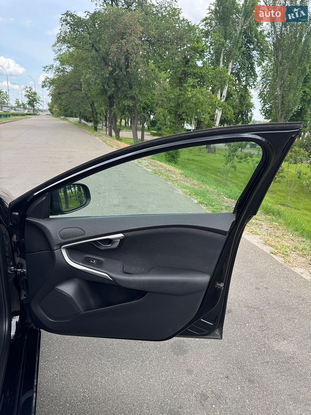 Volvo V40 2014 VIN YV1MV845BF2179247 фото оголошення 14 з 54