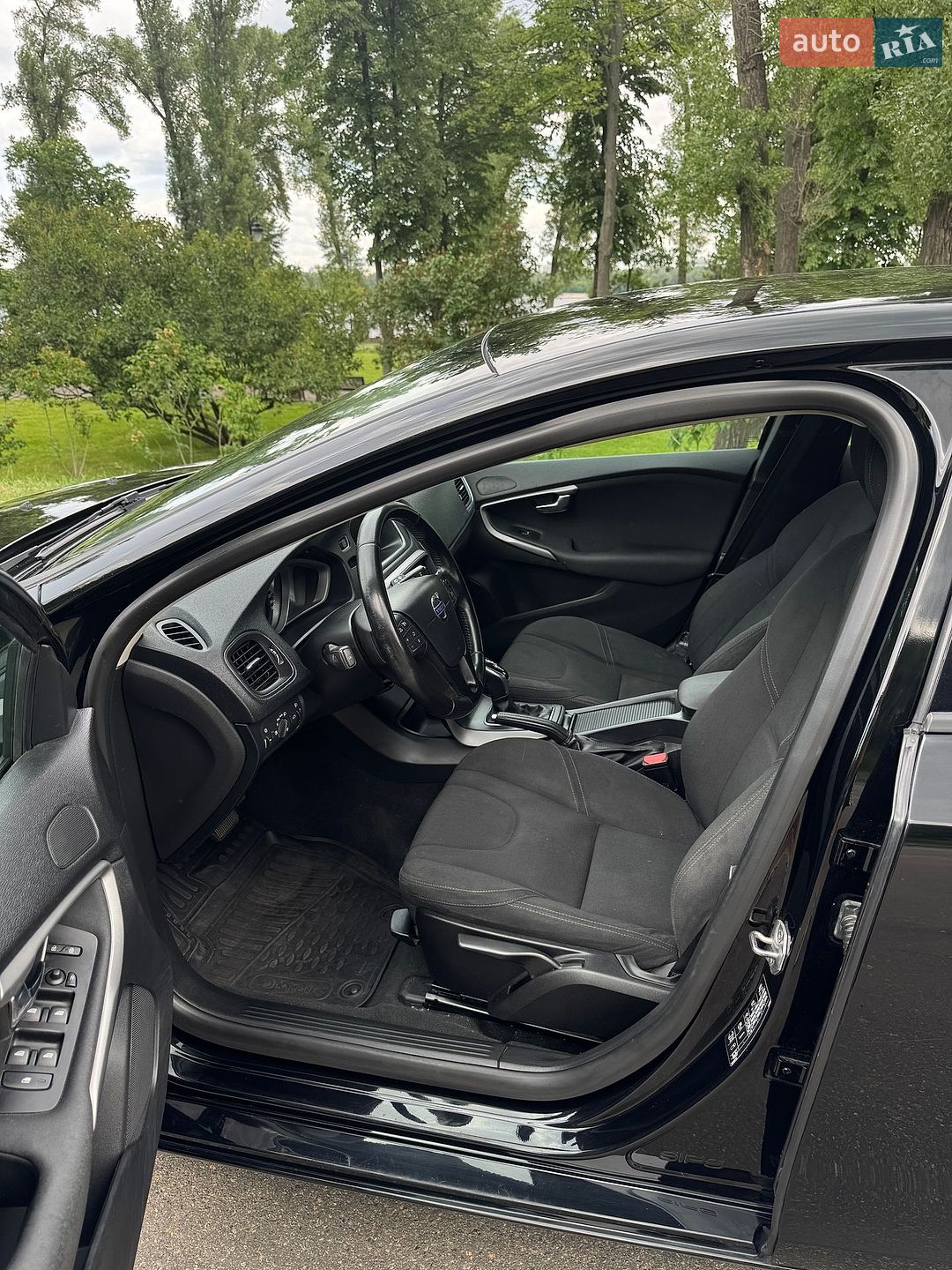 Volvo V40 2014 VIN YV1MV845BF2179247 фото оголошення 12 з 54