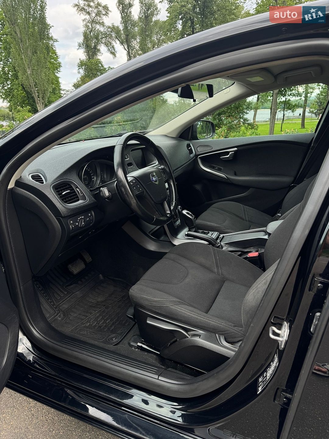 Volvo V40 2014 VIN YV1MV845BF2179247 фото оголошення 13 з 54