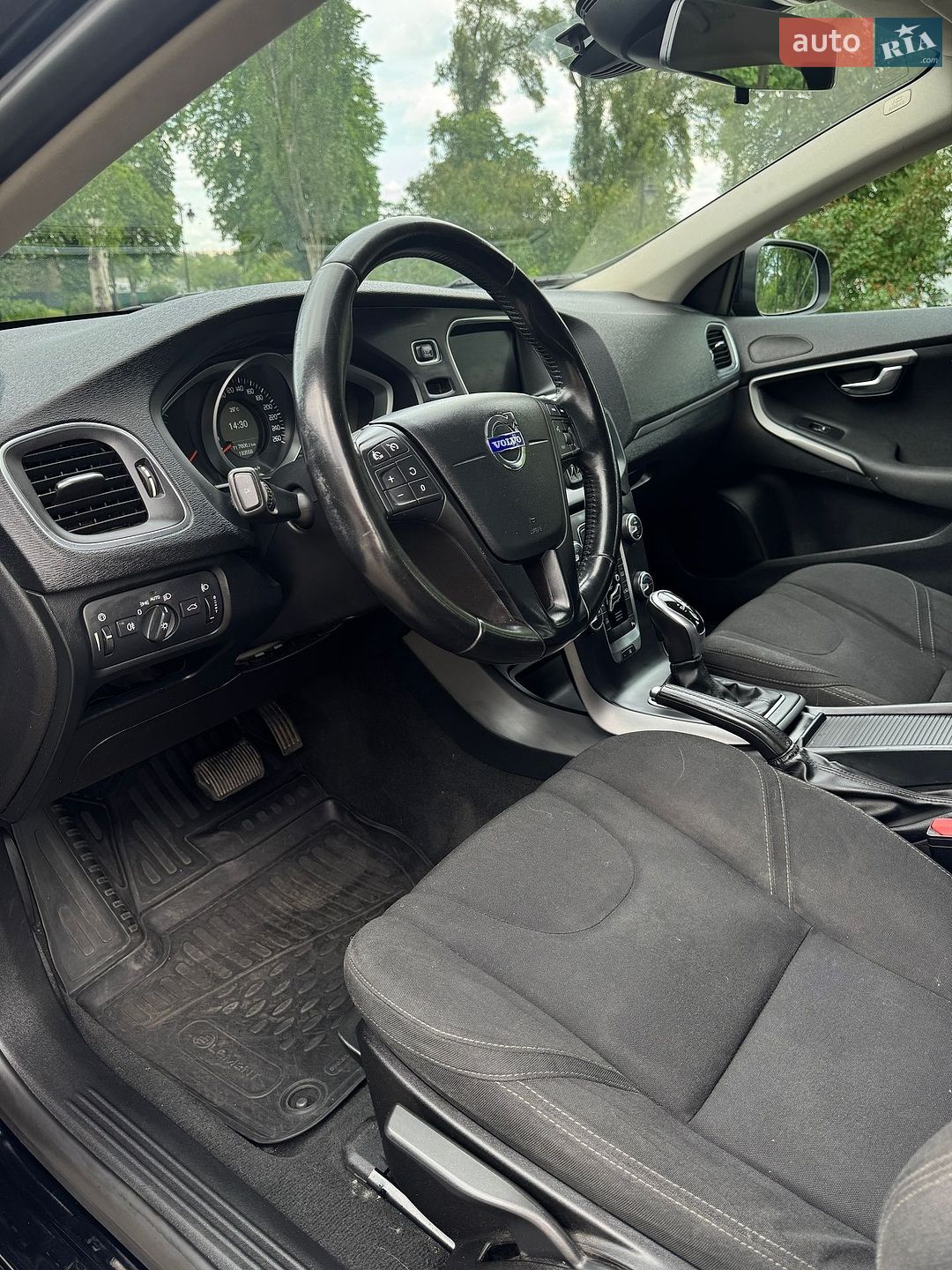 Volvo V40 2014 VIN YV1MV845BF2179247 фото оголошення 25 з 54