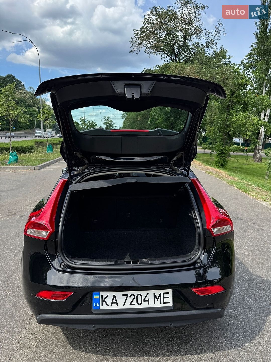 Volvo V40 2014 VIN YV1MV845BF2179247 фото оголошення 8 з 54