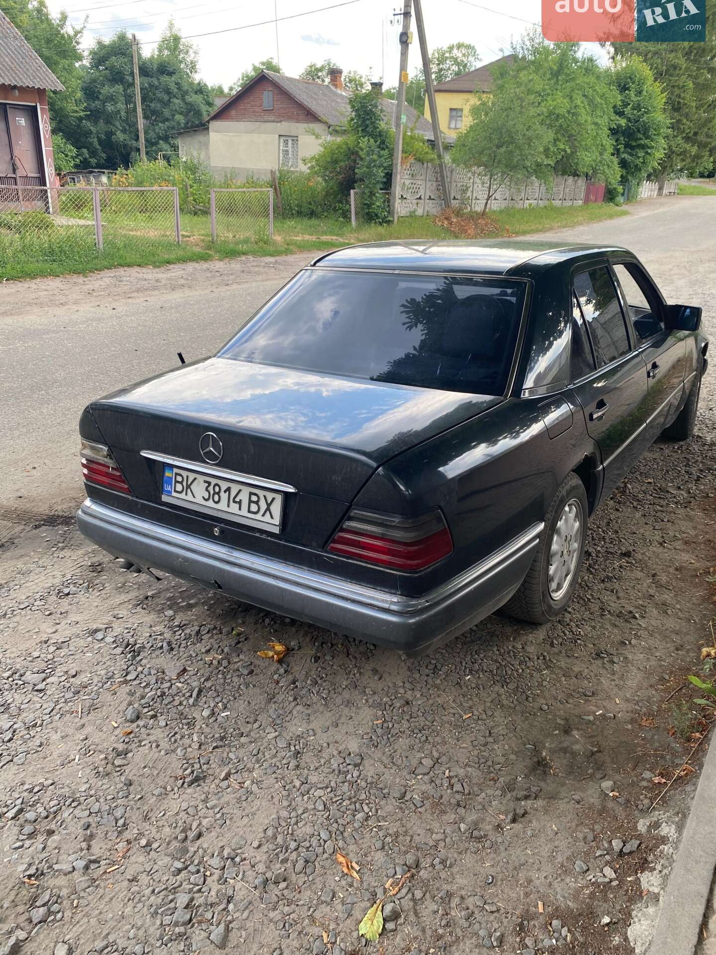 Mercedes-Benz E-Class 1992 VIN WDB1240261B558913 фото оголошення 4 з 7