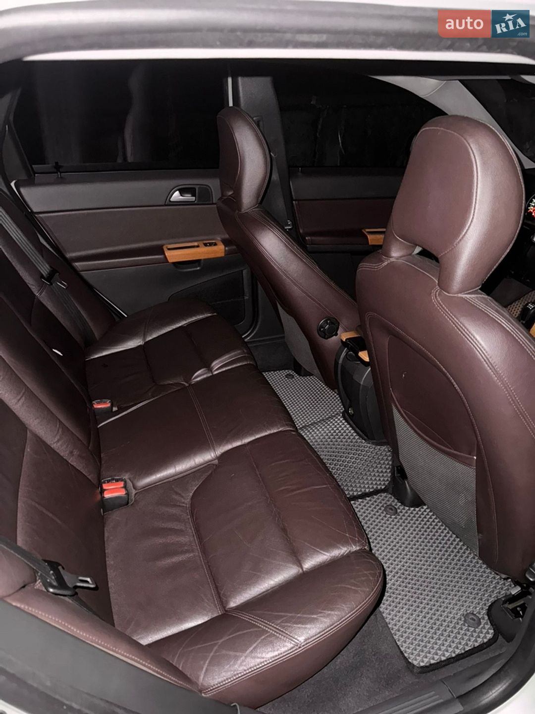 Volvo V50 2011 VIN YV1MW84F1C2667666 фото оголошення 8 з 13