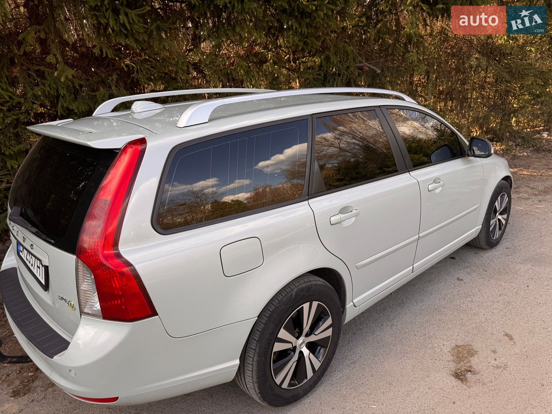 Volvo V50 2011 VIN YV1MW84F1C2667666 фото оголошення 3 з 13