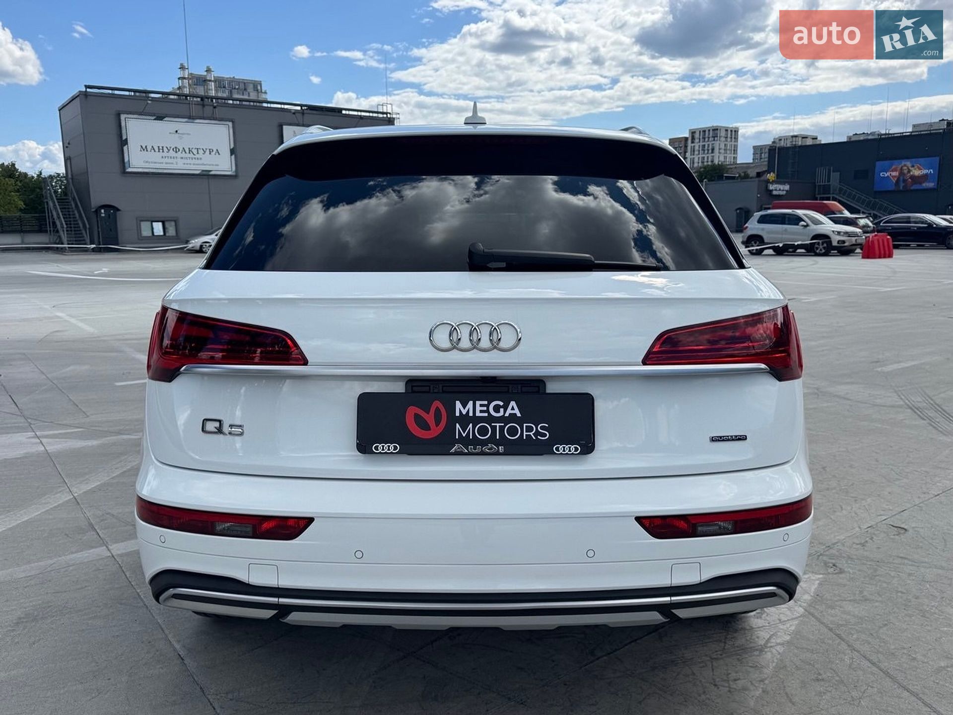 Audi Q5 2020 VIN WA1AAAFYXM2011628 фото оголошення 8 з 17