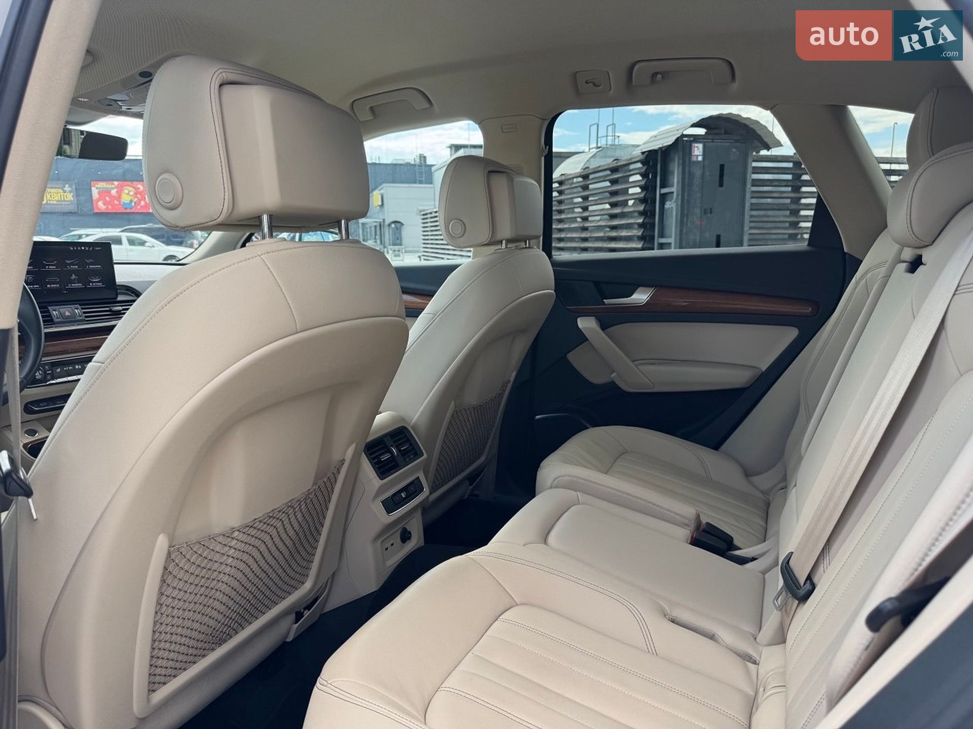 Audi Q5 2020 VIN WA1AAAFYXM2011628 фото оголошення 15 з 17