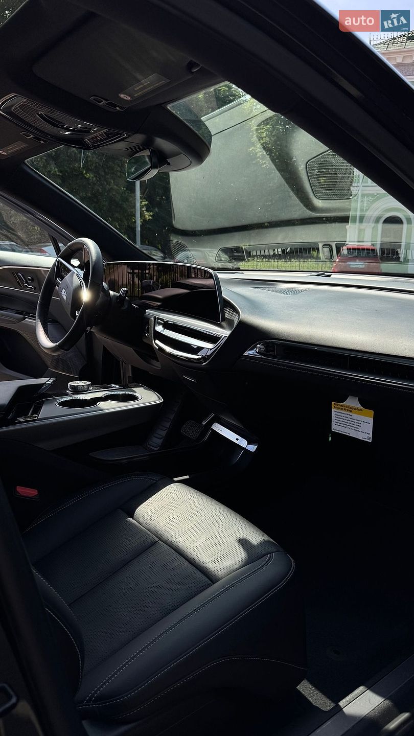 Cadillac Lyriq 2023 VIN 1GYKPPRK7RZ115781 фото оголошення 16 з 23
