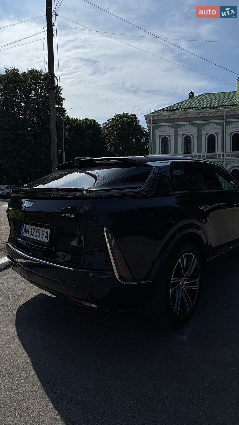 Cadillac Lyriq 2023 VIN 1GYKPPRK7RZ115781 фото оголошення 6 з 23