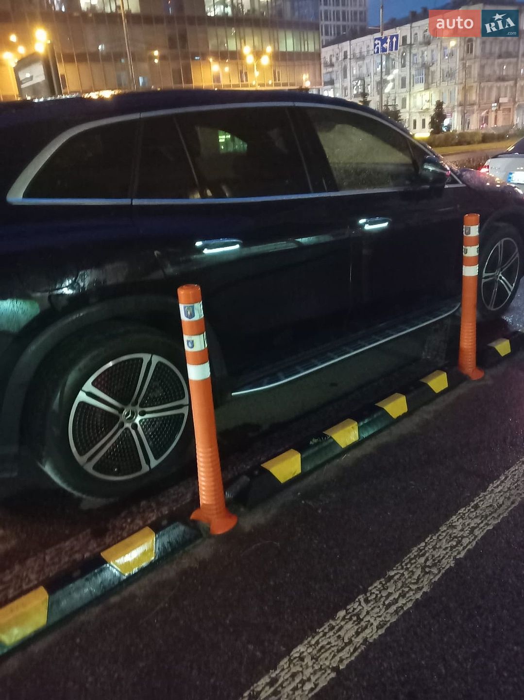 Mercedes-Benz EQS SUV 2023 VIN 4JGDM2EB9PA015236 фото оголошення 17 з 72
