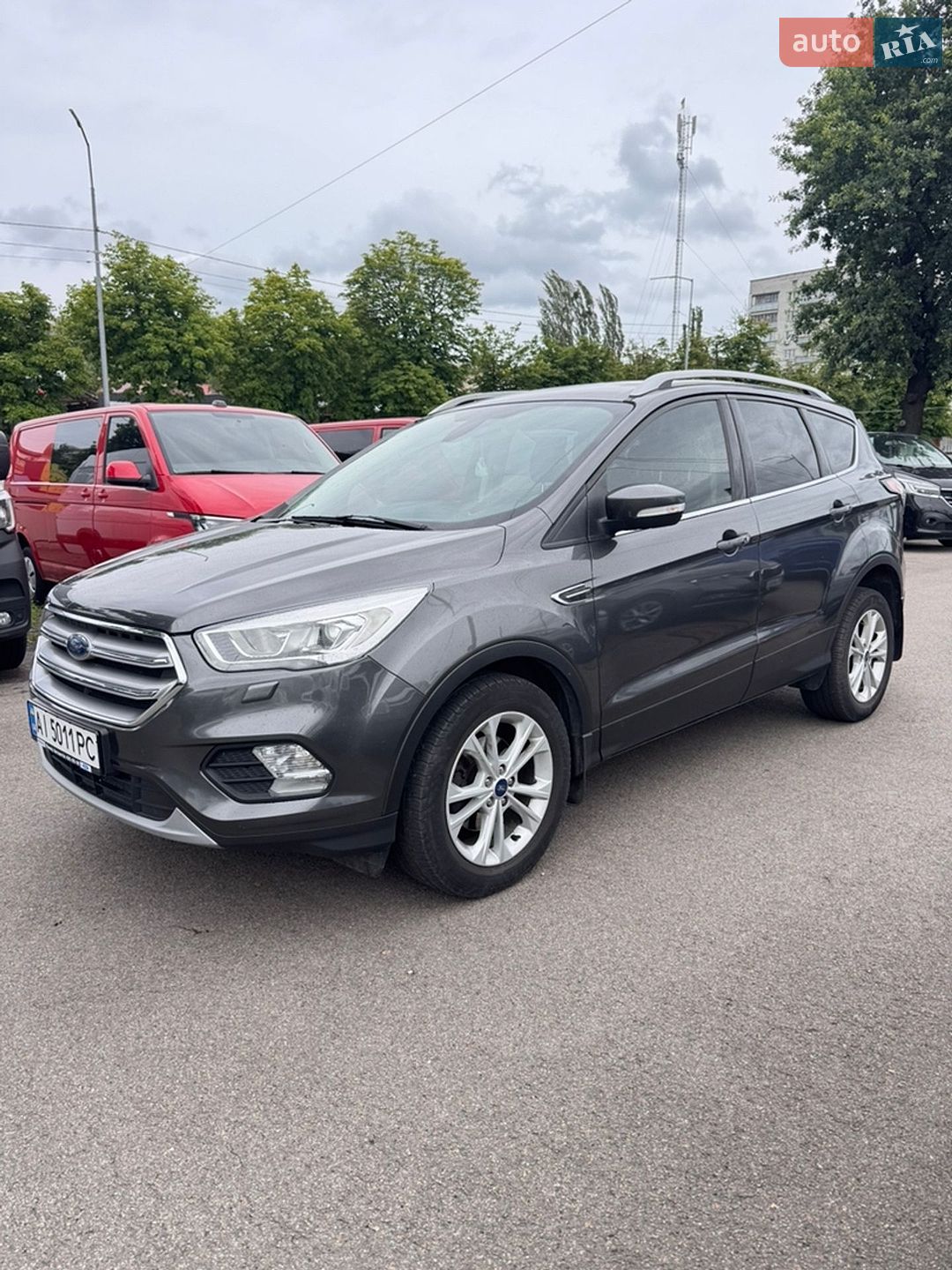 Ford Kuga 2019 VIN WF0AXXWPMAKM24387 фото оголошення 2 з 36