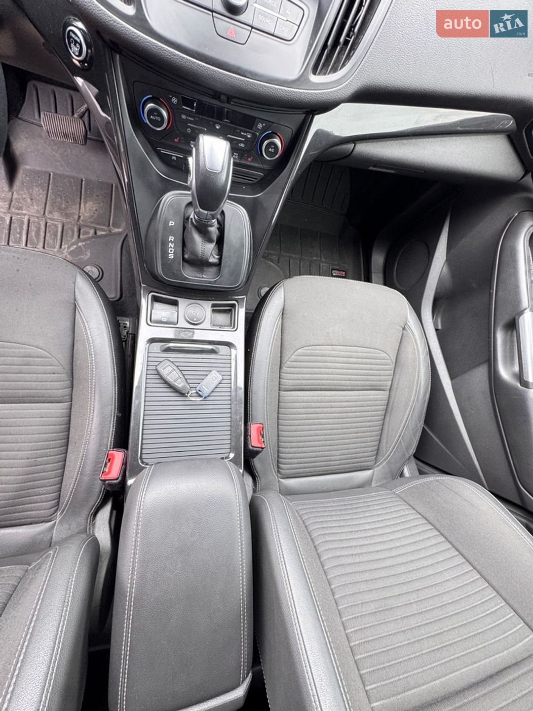 Ford Kuga 2019 VIN WF0AXXWPMAKM24387 фото оголошення 26 з 36