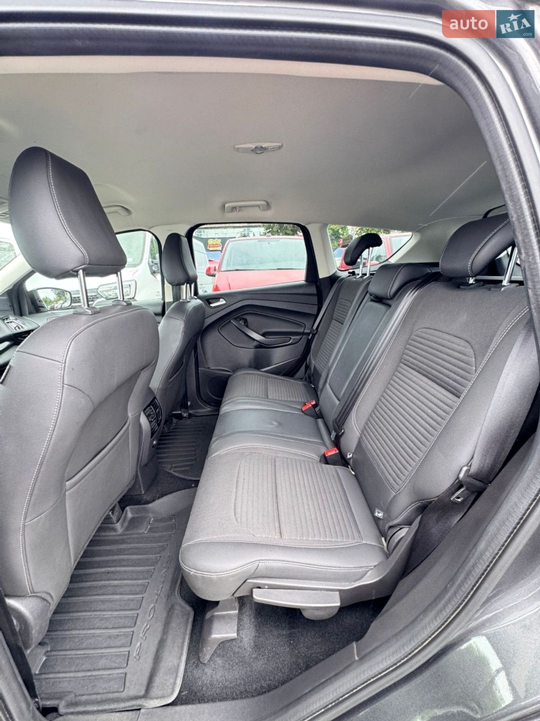 Ford Kuga 2019 VIN WF0AXXWPMAKM24387 фото оголошення 28 з 36