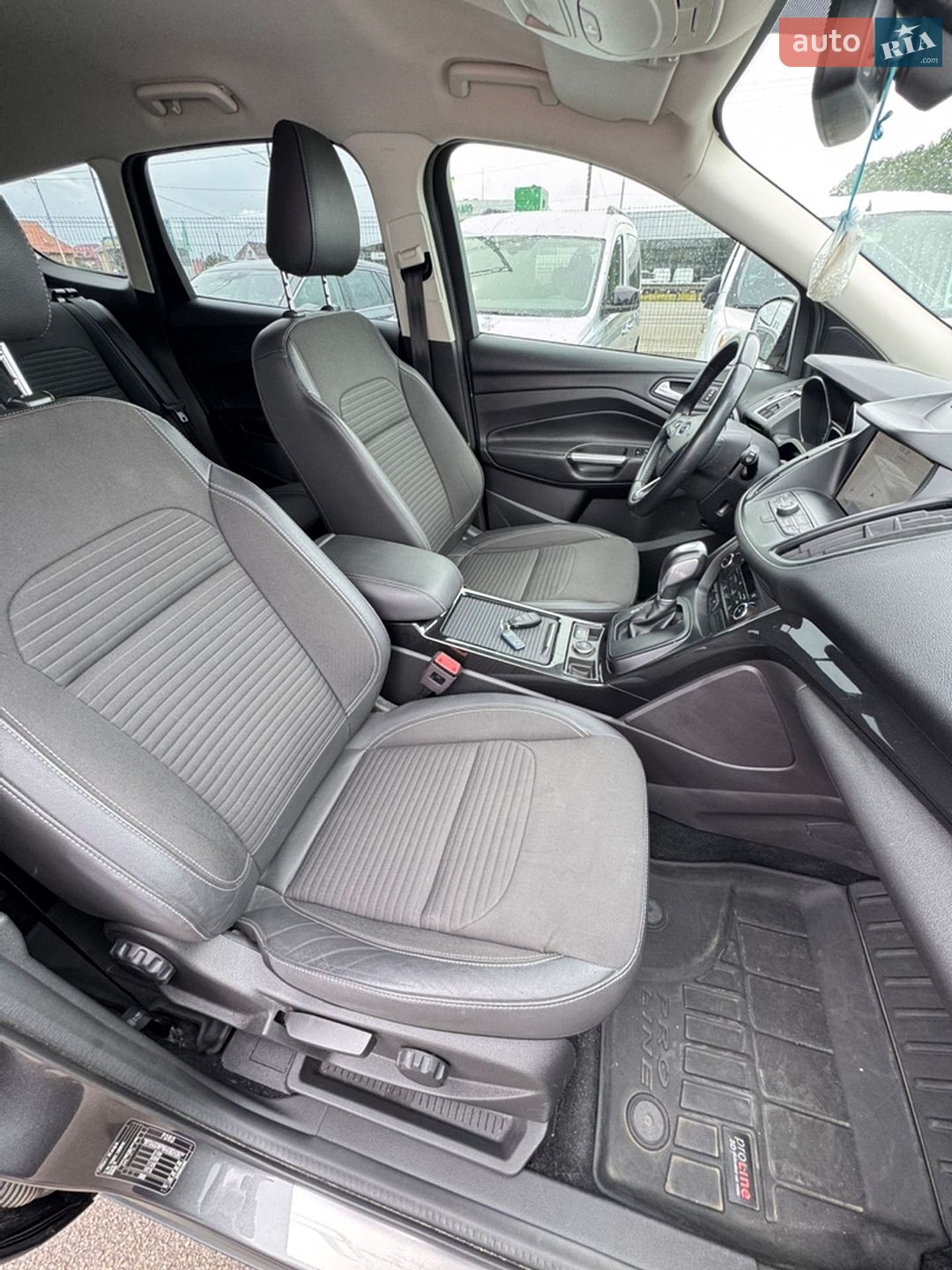 Ford Kuga 2019 VIN WF0AXXWPMAKM24387 фото оголошення 33 з 36