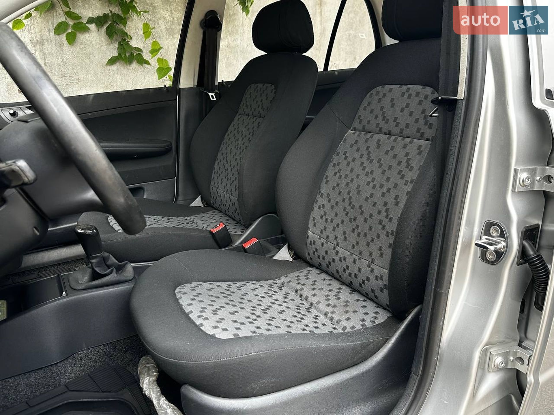 Skoda Fabia 2006 VIN TMBDY16YX6B052942 фото оголошення 9 з 15