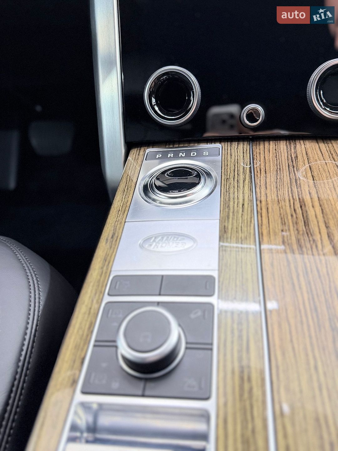 LAND ROVER RANGE ROVER VOGUE 2019 VIN SALGA2BK6LA582506 фото оголошення 27 з 69