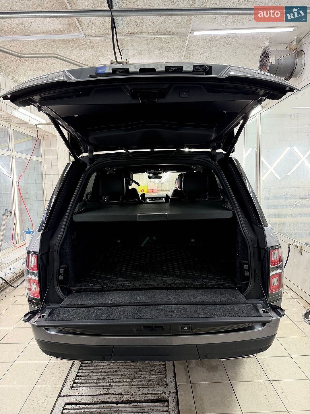 LAND ROVER RANGE ROVER VOGUE 2019 VIN SALGA2BK6LA582506 фото оголошення 14 з 69