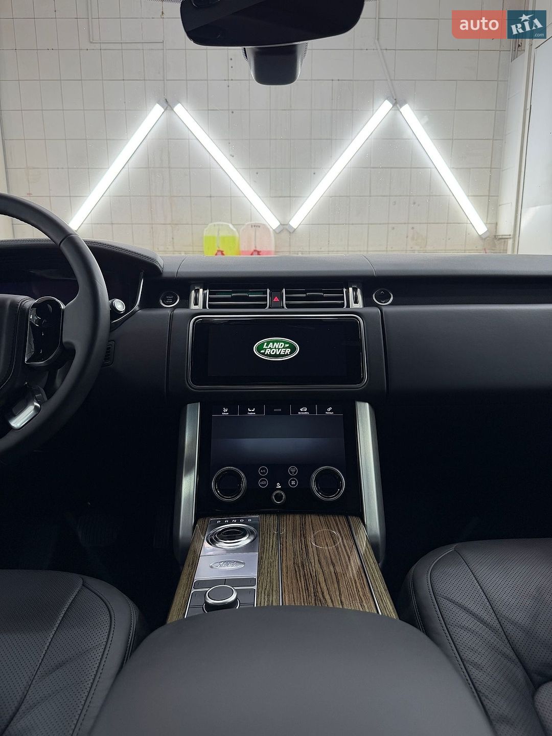 LAND ROVER RANGE ROVER VOGUE 2019 VIN SALGA2BK6LA582506 фото оголошення 49 з 69