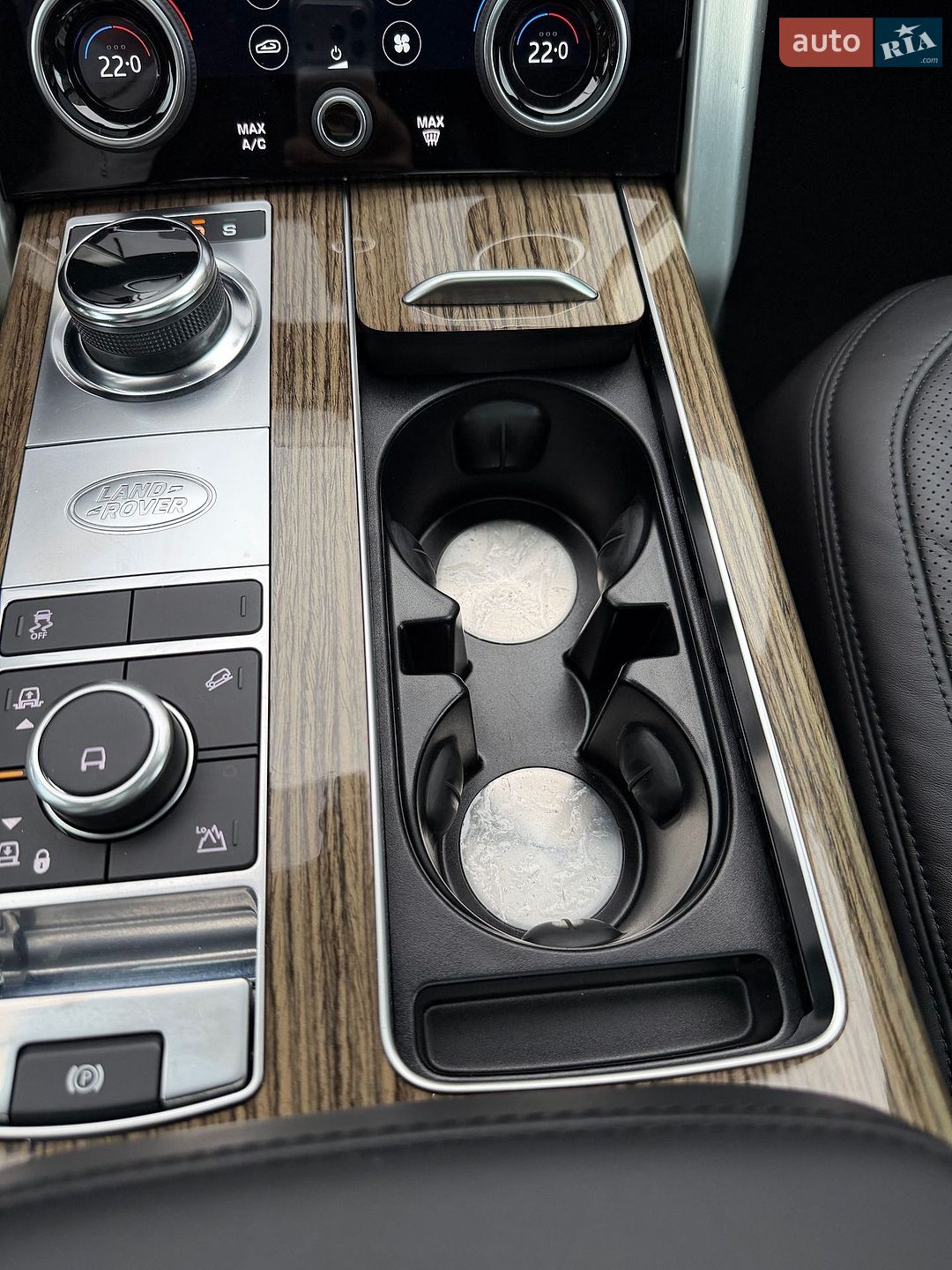 LAND ROVER RANGE ROVER VOGUE 2019 VIN SALGA2BK6LA582506 фото оголошення 69 з 69