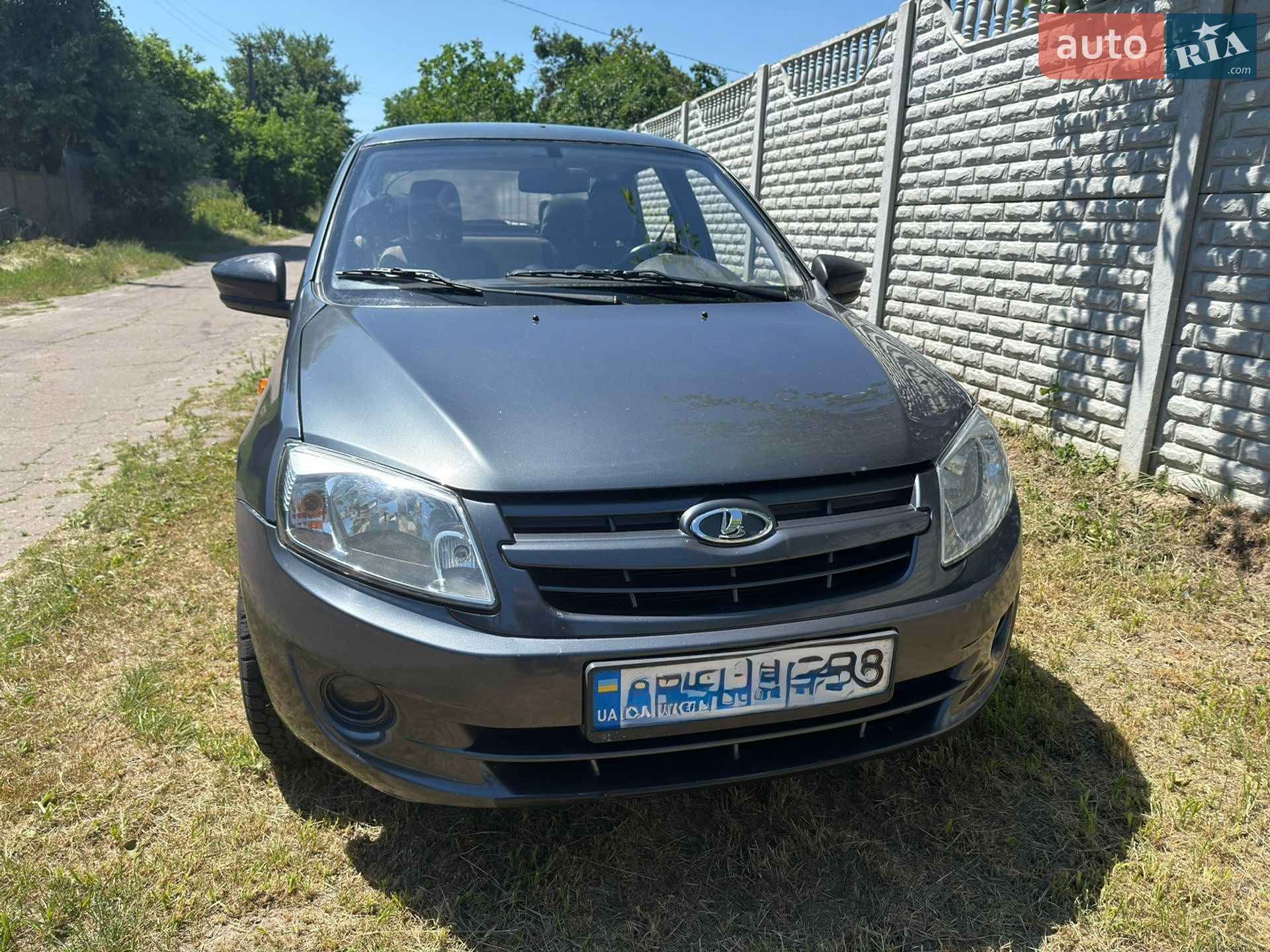 ВАЗ / Lada 2190 Granta 2015 VIN XTA219060F0331468 фото оголошення 2 з 7