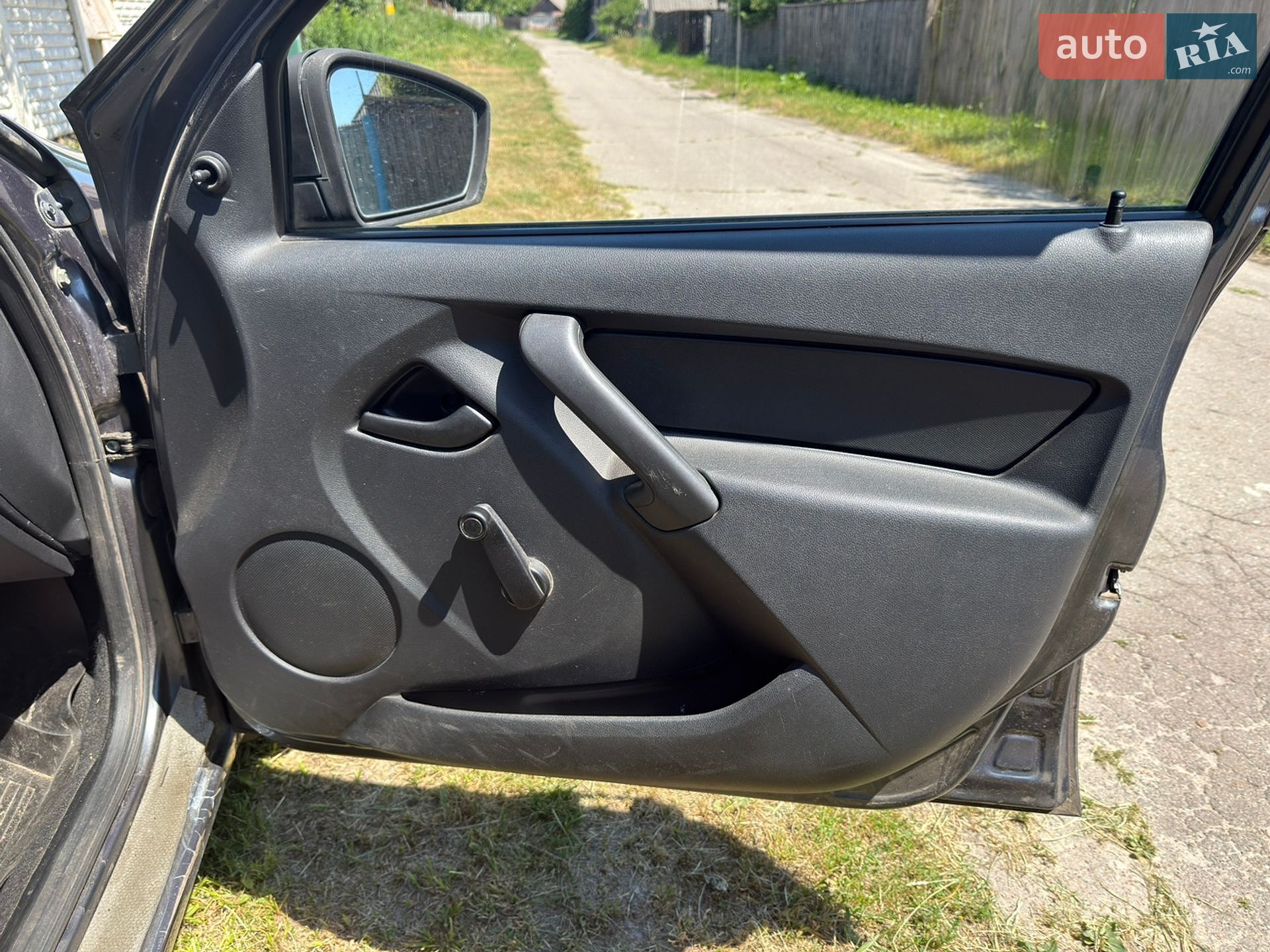 ВАЗ / Lada 2190 Granta 2015 VIN XTA219060F0331468 фото оголошення 5 з 7